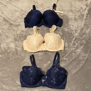 Victoria’s Secret 34DD bras - Dream Angels Navy NWT and BBV Navy, & Cream Lace